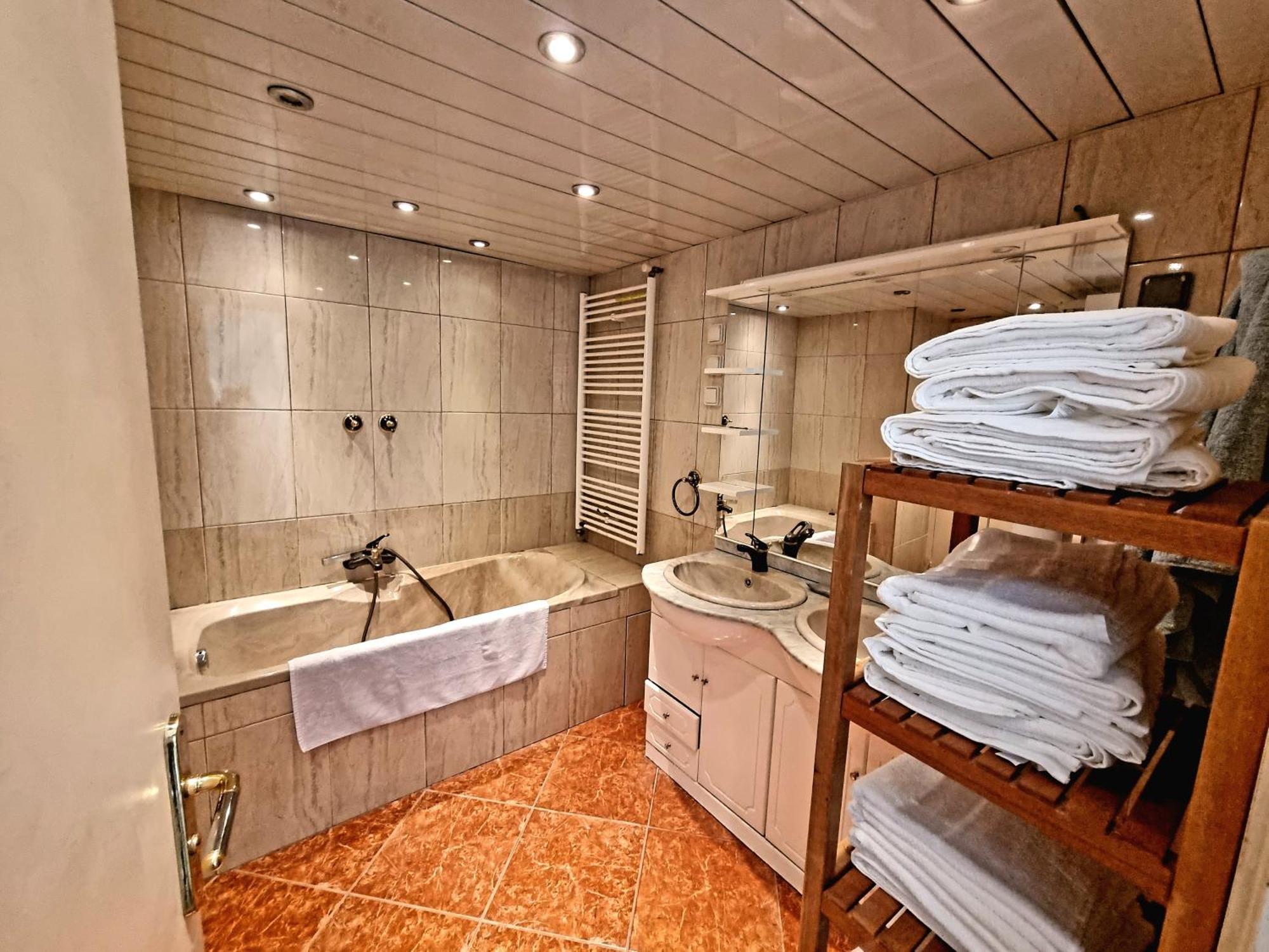 Villa 170M2 Avec Piscine Parc Des Calanques 15 Min Velodrome Marseille Luaran gambar