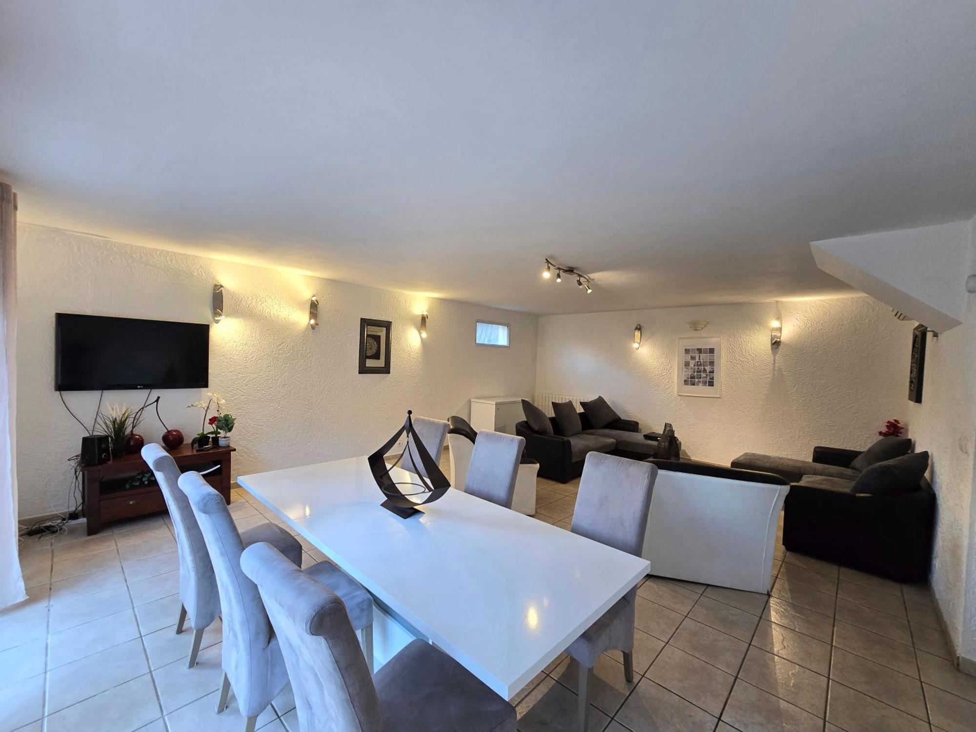 Villa 170M2 Avec Piscine Parc Des Calanques 15 Min Velodrome Marseille Luaran gambar